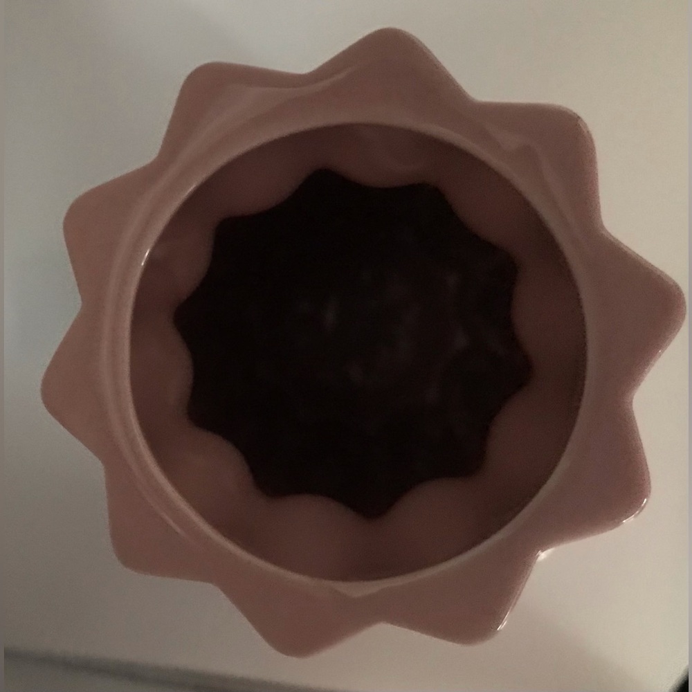 Ceramic pPnk Flower Vase  9.5 inch Tall - Picture 3 of 6